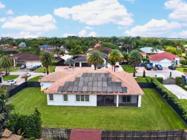 Продажа дома по адресу 12922 SW 221 St - фото 8917749