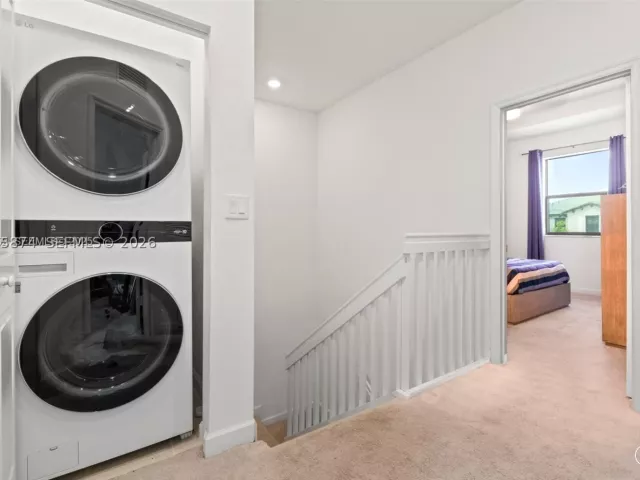 Продажа дома по адресу 20380 NW 5th Ct - фото 8984767