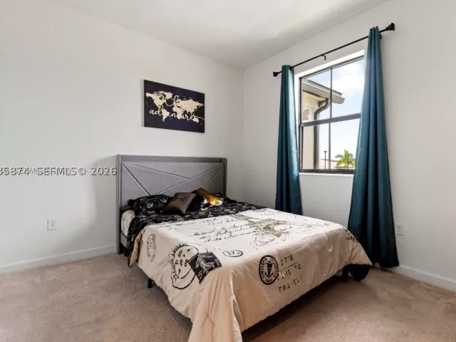 Продажа дома по адресу 20380 NW 5th Ct - фото 8984781