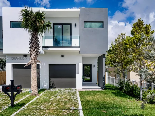 Продажа дома по адресу 2939 SW 21st st - фото 8896639
