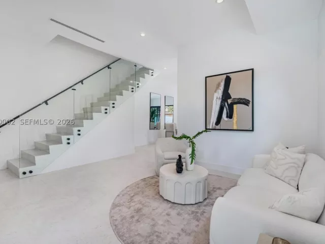 Продажа дома по адресу 2939 SW 21st st - фото 8896642
