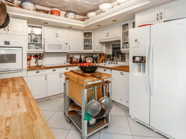 Продажа дома по адресу 1251 Buchanan St - фото 8877740