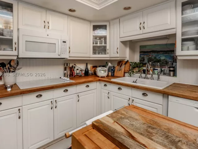 Продажа дома по адресу 1251 Buchanan St - фото 8877742