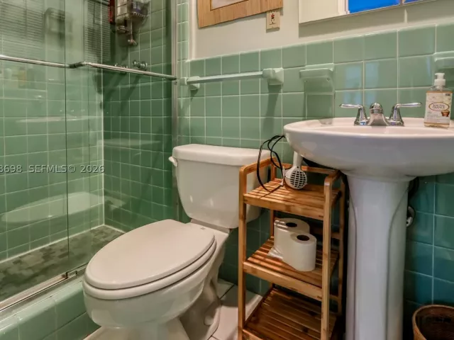 Продажа дома по адресу 1251 Buchanan St - фото 8877745