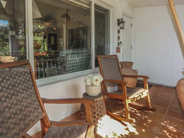Продажа дома по адресу 1251 Buchanan St - фото 8877733