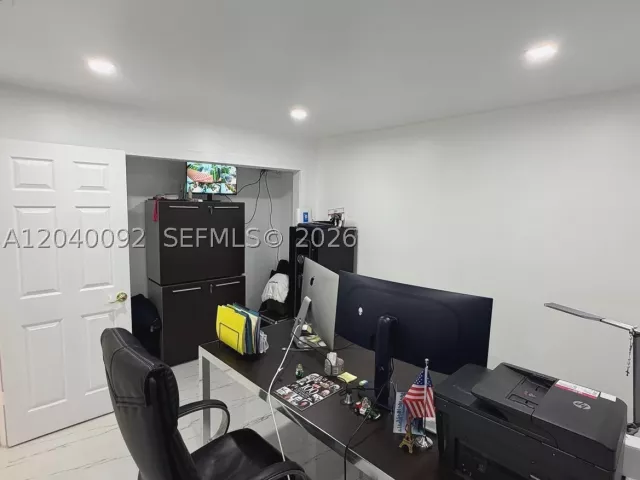 Продажа дома по адресу 854 NW 132nd Ct - фото 8860283