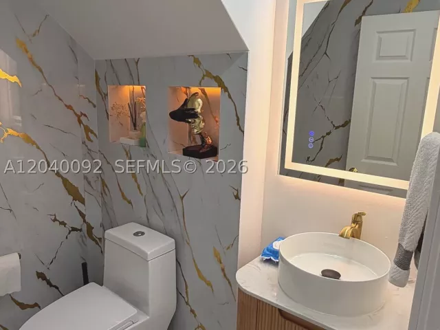 Продажа дома по адресу 854 NW 132nd Ct - фото 8860270