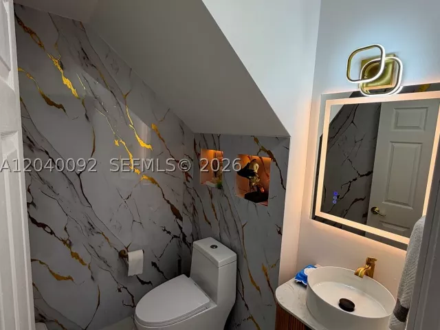 Продажа дома по адресу 854 NW 132nd Ct - фото 8860271