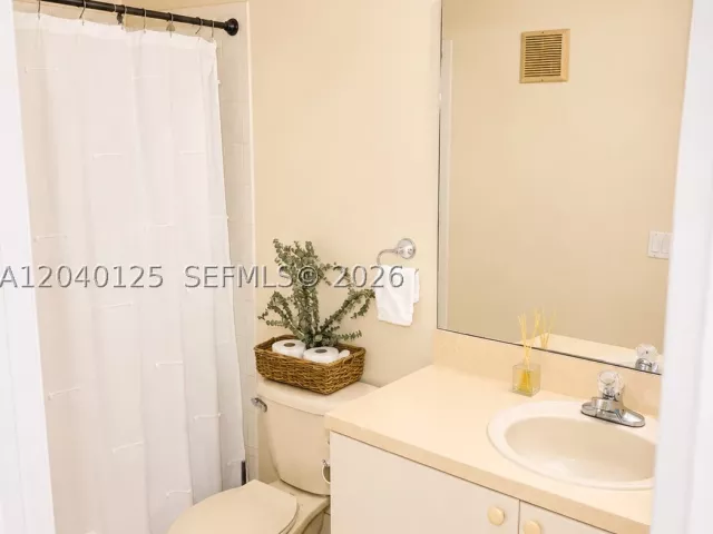 Продажа дома по адресу 12488 SW 122nd St - фото 8860095