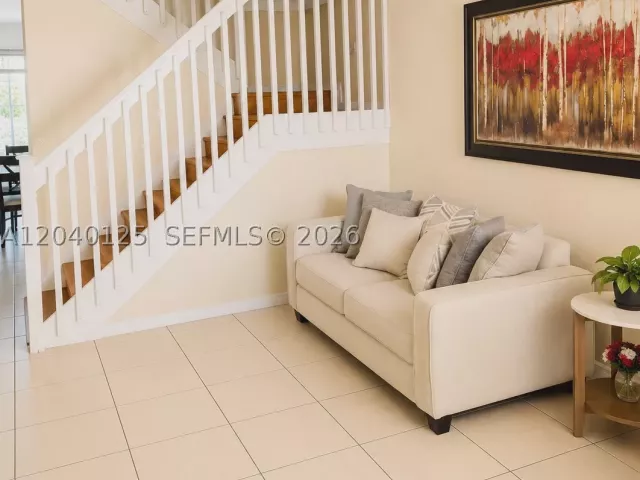 Продажа дома по адресу 12488 SW 122nd St - фото 8860076