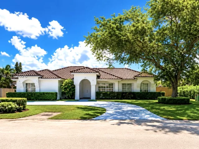 Продажа дома по адресу 15690 SW 153rd Ct - фото 8868251