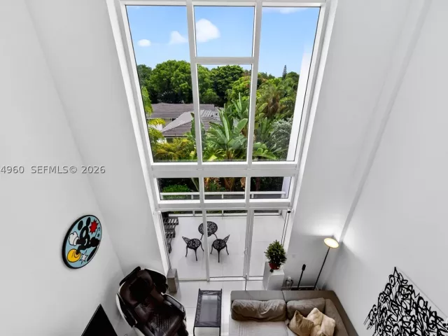 Продажа дома по адресу 455 NE 39th 311 - фото 8925791