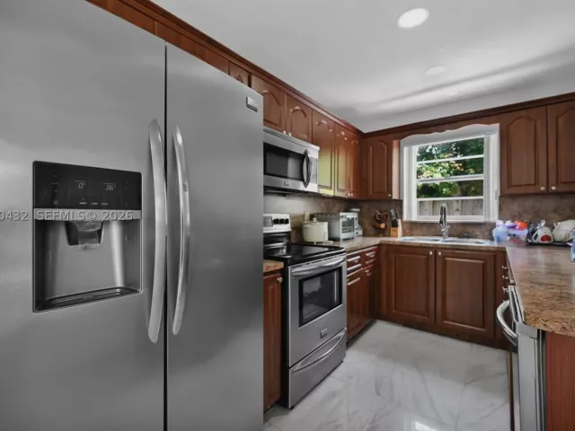 Продажа дома по адресу 28410 SW 147th Ave - фото 8860411