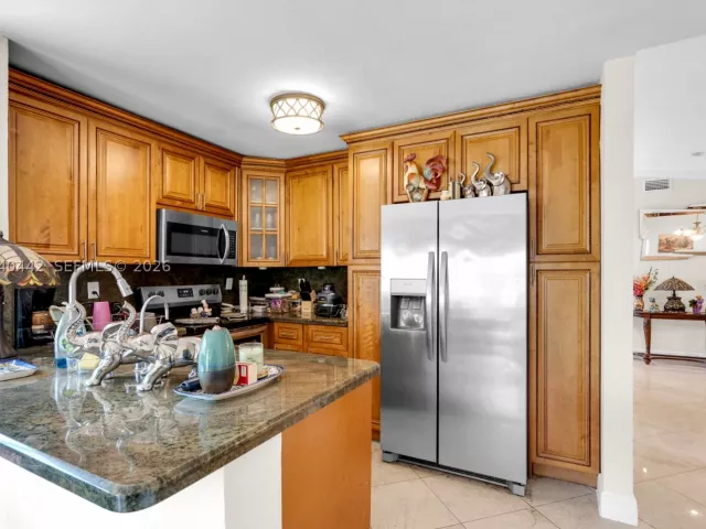 Продажа дома по адресу 10170 NW 54th Ter - фото 8867798