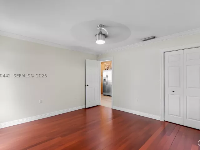 Продажа дома по адресу 10170 NW 54th Ter - фото 8867803
