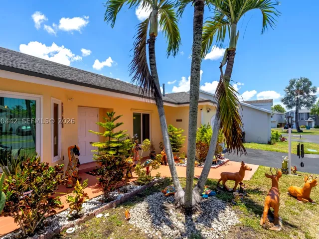 Продажа дома по адресу 10170 NW 54th Ter - фото 8867785