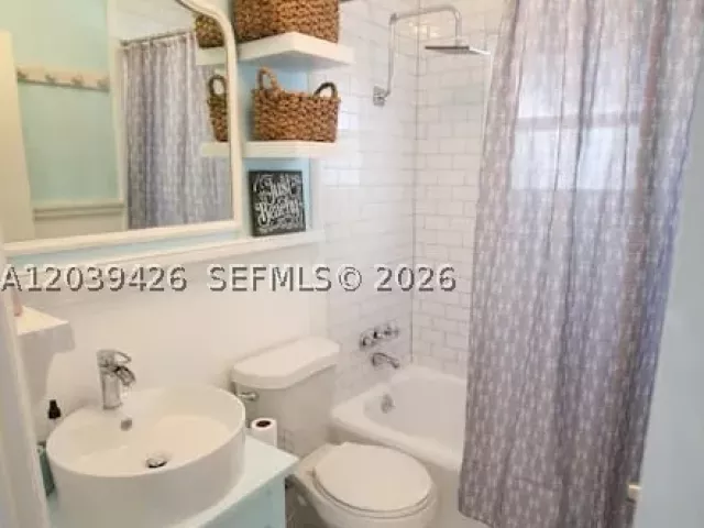Продажа дома по адресу 100 NE 5th St - фото 8913082