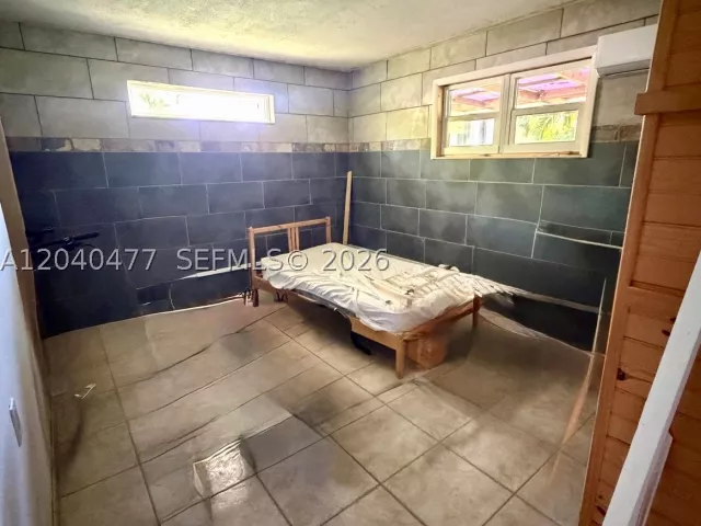 Продажа дома по адресу 9110 SW 44th St - фото 8861821