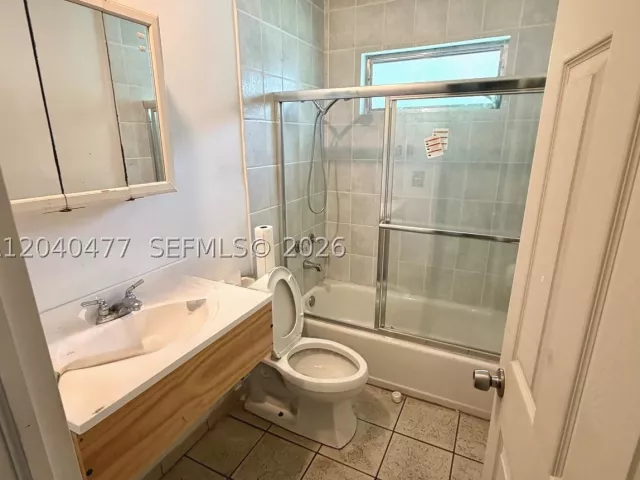 Продажа дома по адресу 9110 SW 44th St - фото 8861816