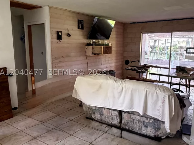 Продажа дома по адресу 9110 SW 44th St - фото 8861817