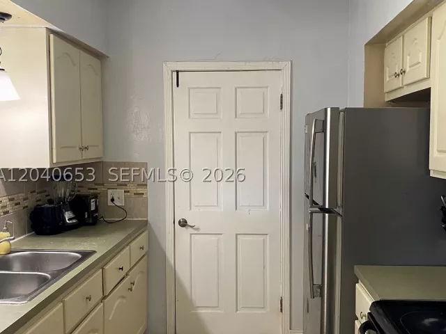 Продажа дома по адресу 540 NW 111 St - фото 8861094