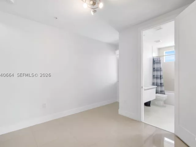 Продажа дома по адресу 10471 NW 66th St - фото 8861491