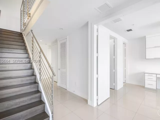 Продажа дома по адресу 10471 NW 66th St - фото 8861485