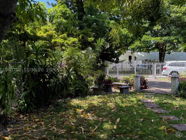 Продажа дома по адресу 12600 Country Club Ln - фото 8862132