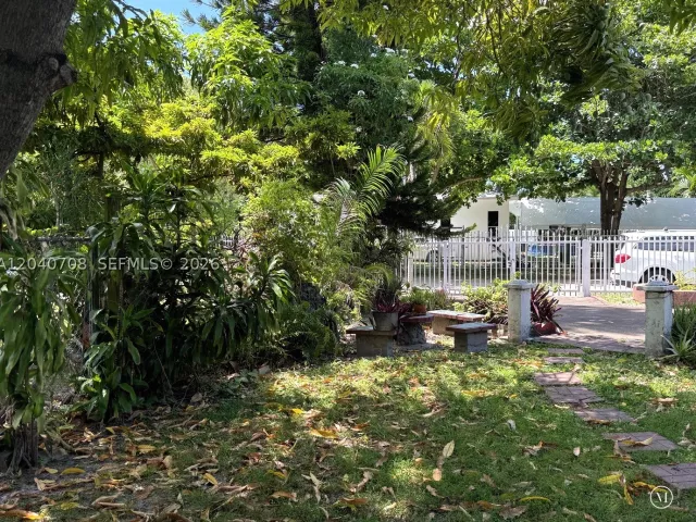 Продажа дома по адресу 12600 Country Club Ln - фото 8862120