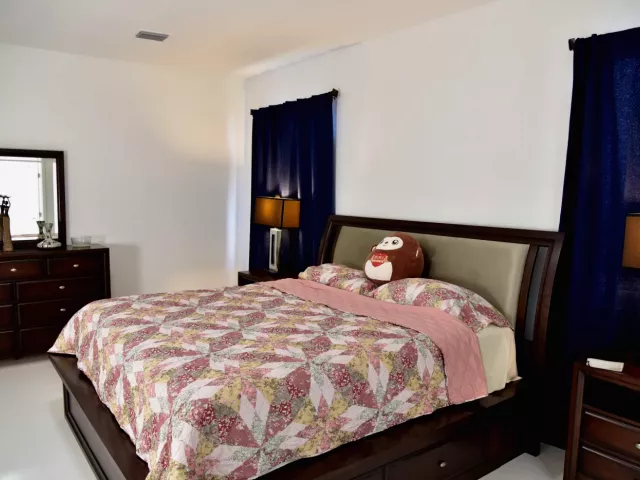 Продажа дома по адресу 15743 SW 136th Terrace - фото 8886391