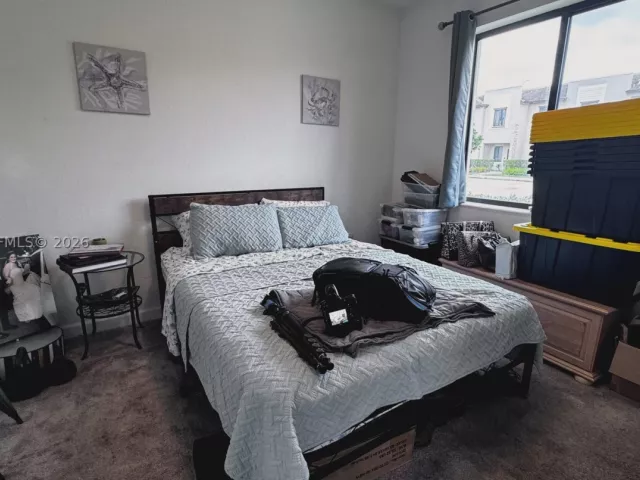 Продажа дома по адресу 21404 NE 3rd Path - фото 8861691