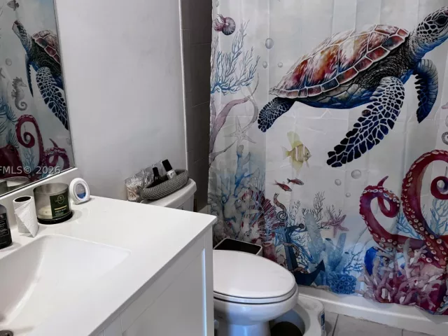 Продажа дома по адресу 21404 NE 3rd Path - фото 8861692