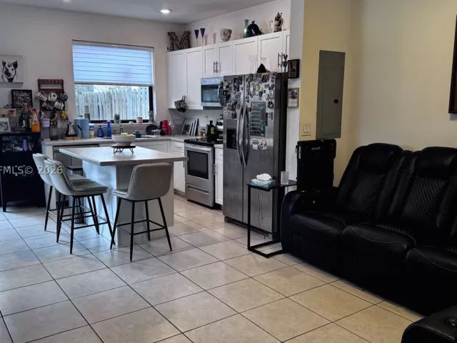 Продажа дома по адресу 21404 NE 3rd Path - фото 8861693