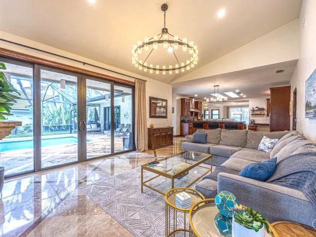 Продажа дома по адресу 1985 Parkside Circle S - фото 8920592