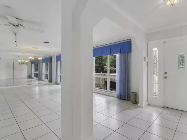 Продажа дома по адресу 6824 Lakeside Road - фото 9293474