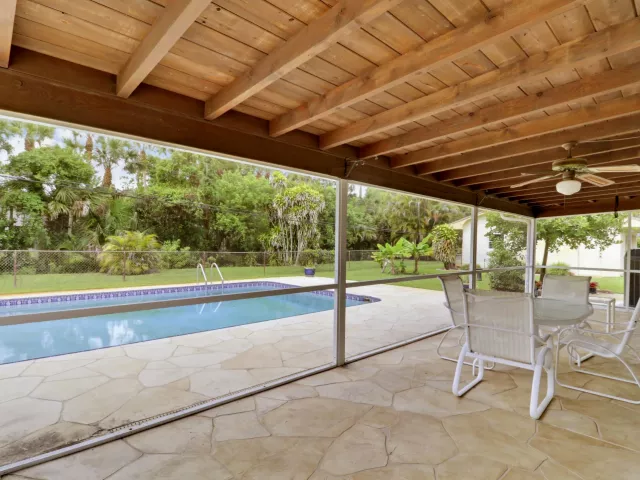 Продажа дома по адресу 6824 Lakeside Road - фото 9293488