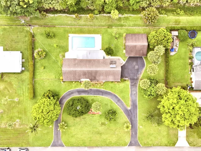 Продажа дома по адресу 6824 Lakeside Road - фото 9293492
