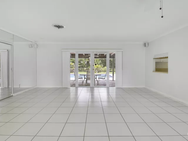 Продажа дома по адресу 6824 Lakeside Road - фото 9293455
