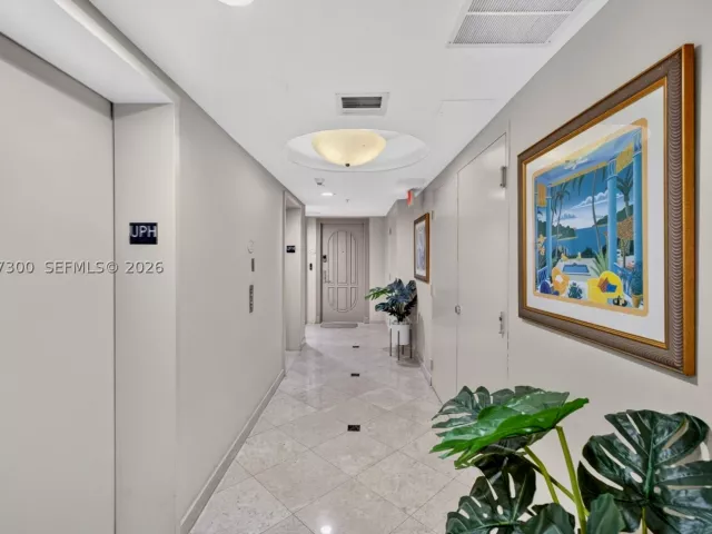 Продажа квартиры ##UPH3715 - фото 9305261