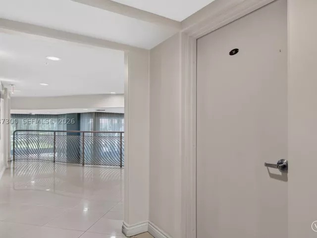 Продажа квартиры ##UPH3715 - фото 9305263
