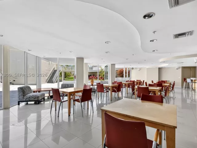 Продажа квартиры ##UPH3715 - фото 9305267