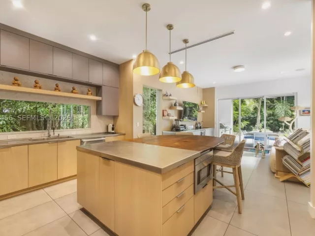 Продажа дома по адресу 3901 Kumquat Ave - фото 8888898