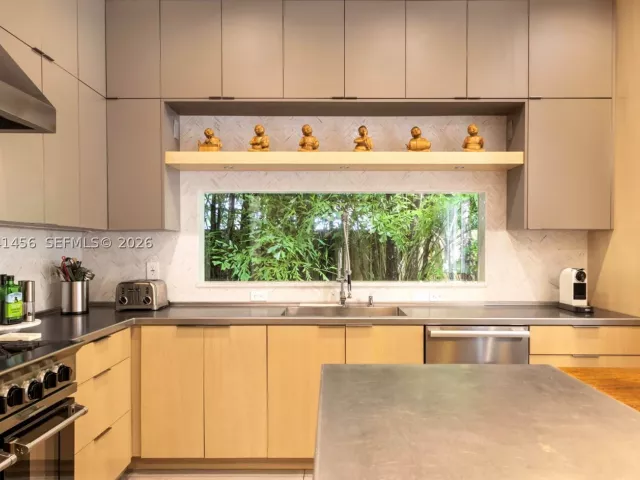 Продажа дома по адресу 3901 Kumquat Ave - фото 8888899