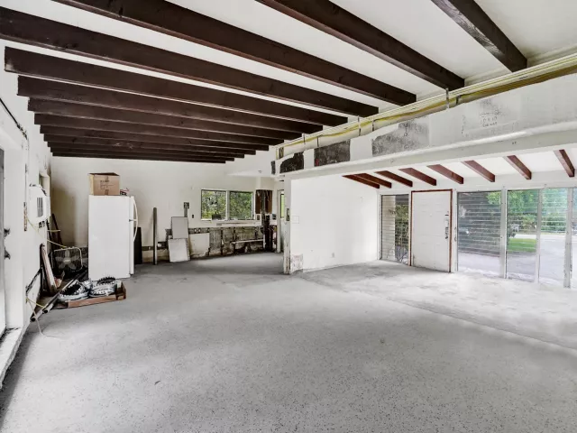 Продажа дома по адресу 2024 NE 26th Drive - фото 8887835