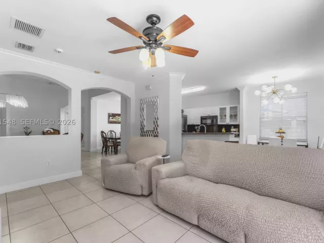 Продажа дома по адресу 15506 SW 25th Ter - фото 8862800