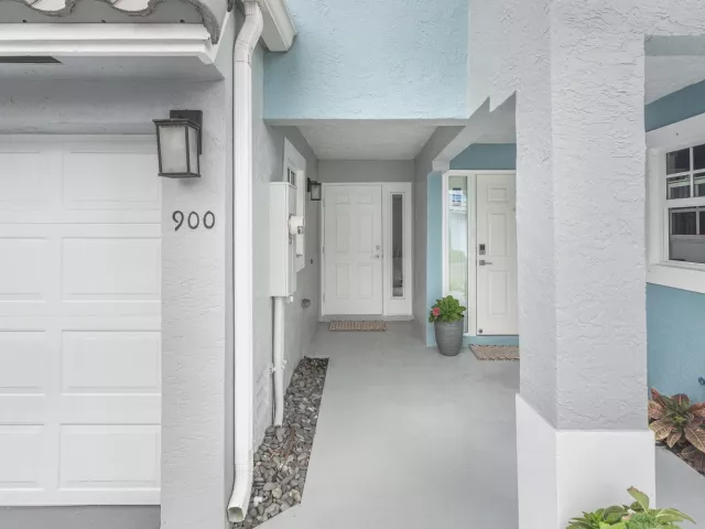 Продажа дома по адресу 900 E Jeffery Street - фото 9250159