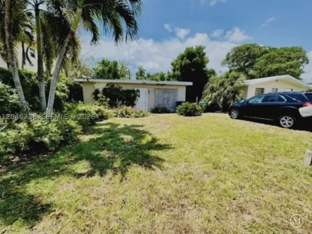 Продажа дома по адресу 2616 NE 214th St - фото 8896661