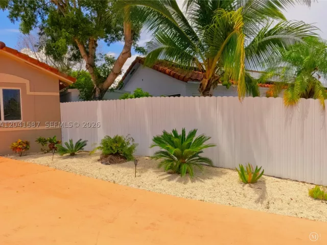 Продажа дома по адресу 17700 SW 145th Ave - фото 8862773
