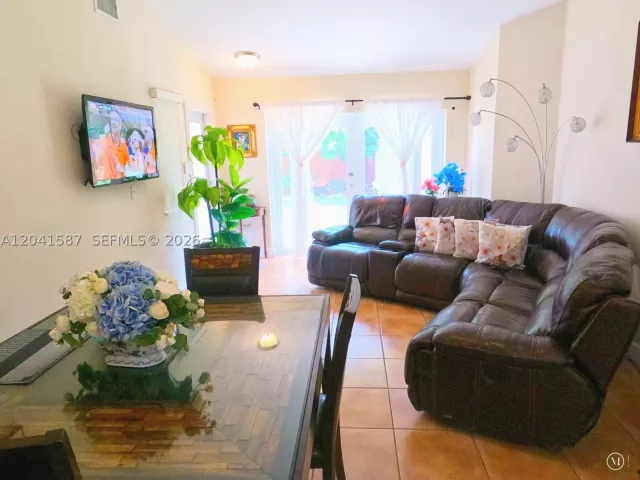 Продажа дома по адресу 17700 SW 145th Ave - фото 8862777