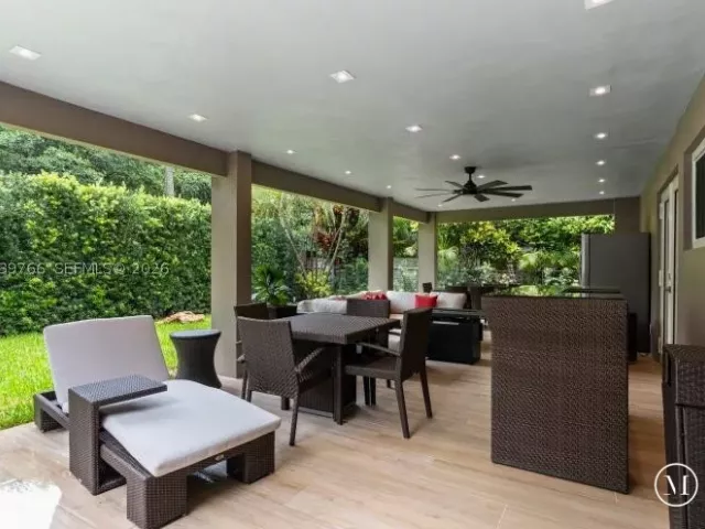 Продажа дома по адресу 291 E Shore Dr E - фото 9335019